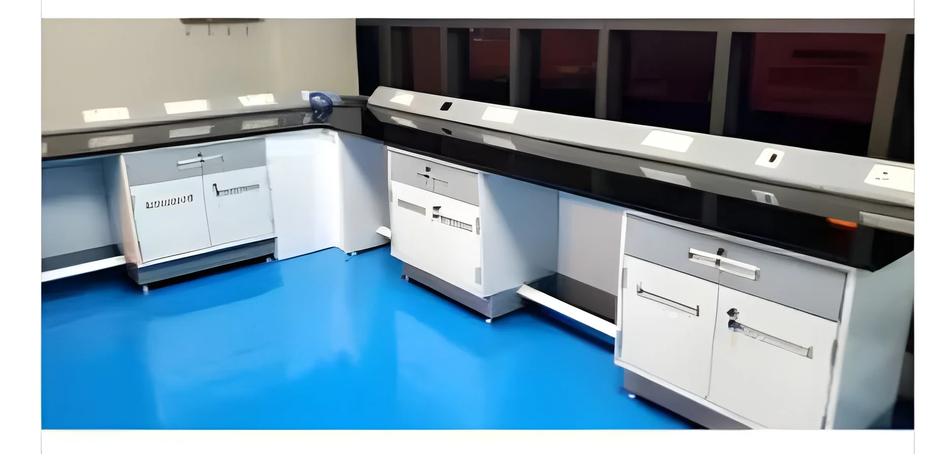resizeImages/MjA4NDEx/mediabank/images/products/ModularLabFurniture1515923166_208411.webp