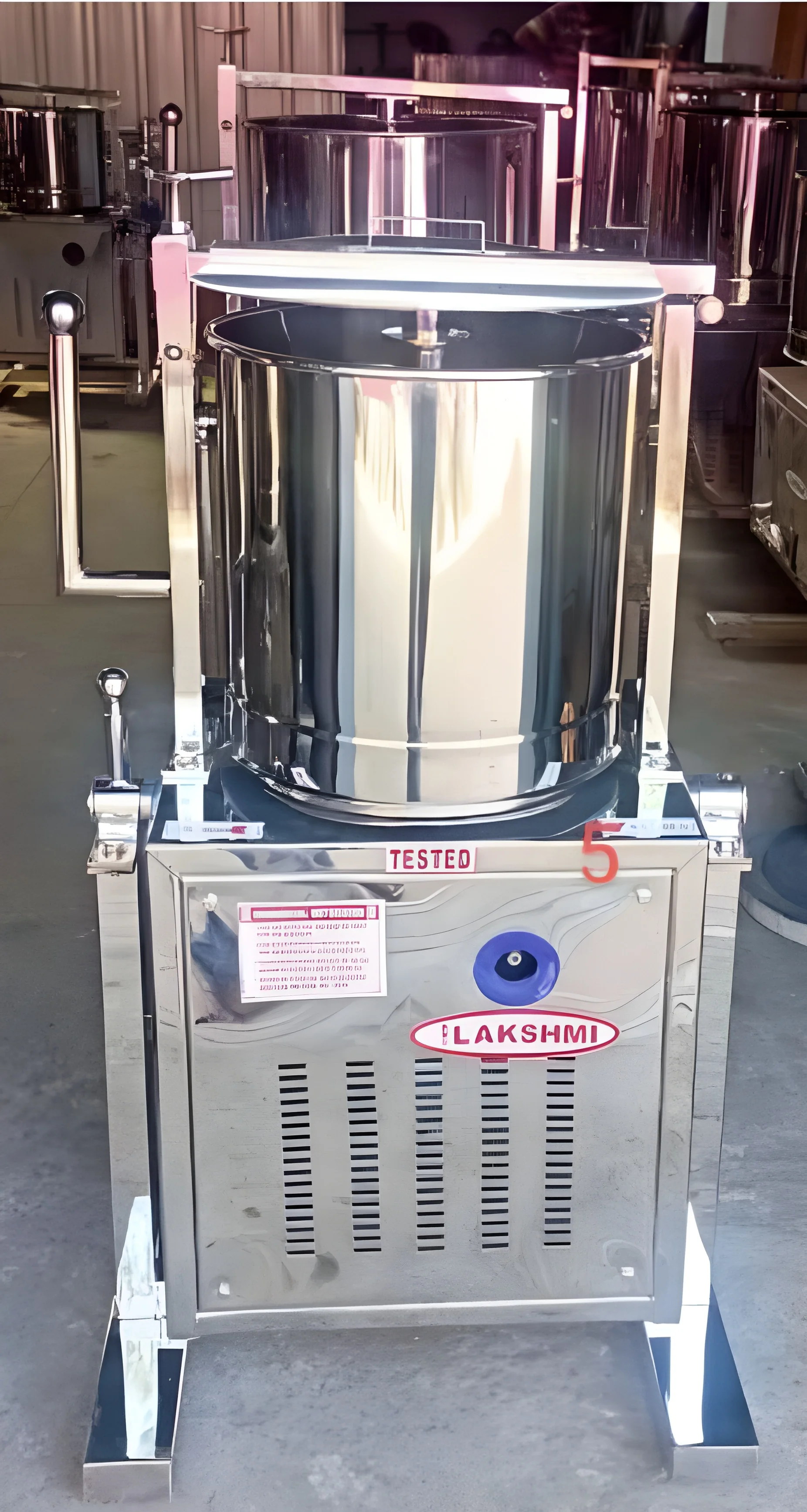 resizeImages/MjA4NzYw/mediabank/images/products/5LitreTiltingGrinder1858380452_208760.webp