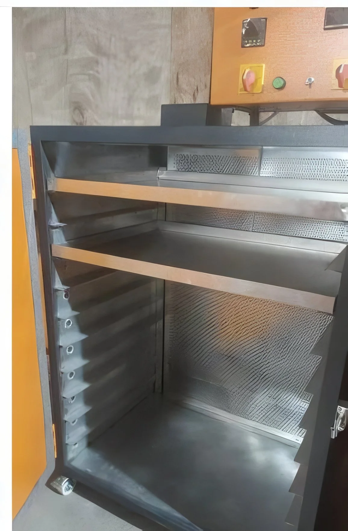 resizeImages/MjA4NzYx/mediabank/images/products/FruitAndVegetableDryer1576427238_208761.webp
