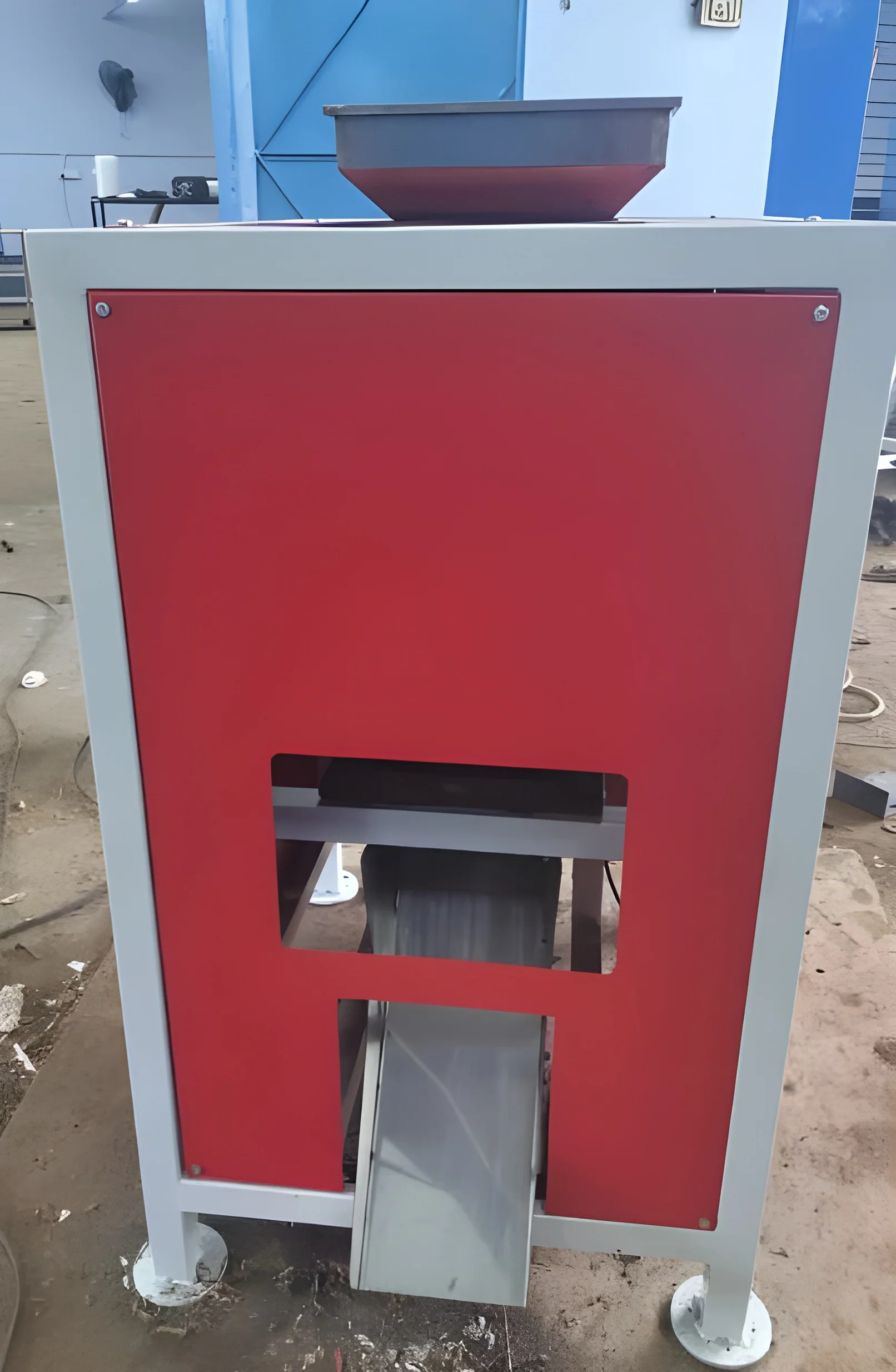 resizeImages/MjA5MjQx/mediabank/images/products/ShreddingMachine1070614002_209241.webp