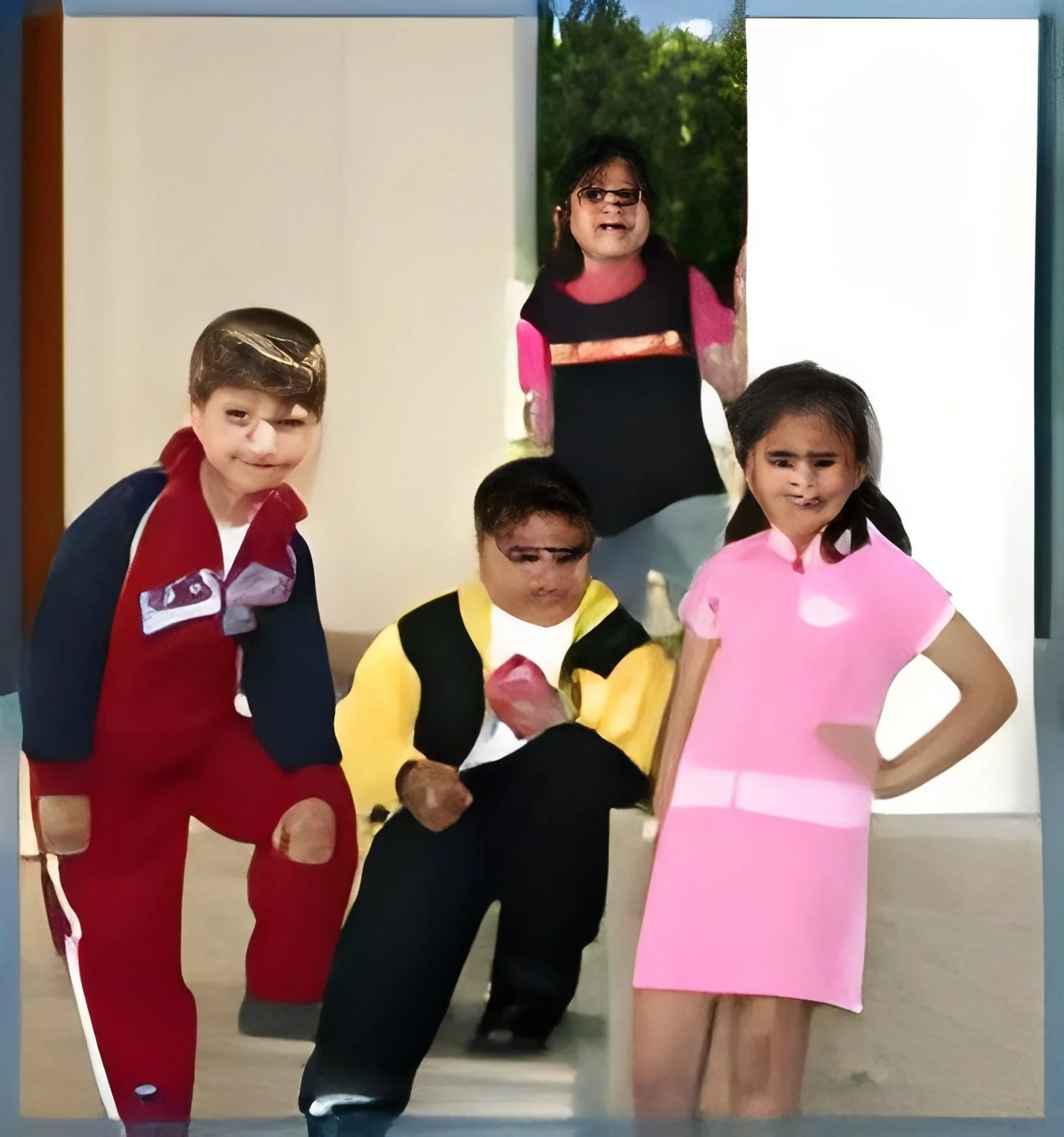 resizeImages/MjIx/mediabank/images/products/Kids Wear Casual Wear_357532367_221.webp