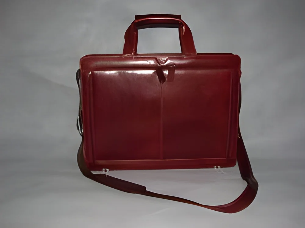 resizeImages/MjM1Nzc=/mediabank/images/products/LaptopBriefcase731917310_23577.webp