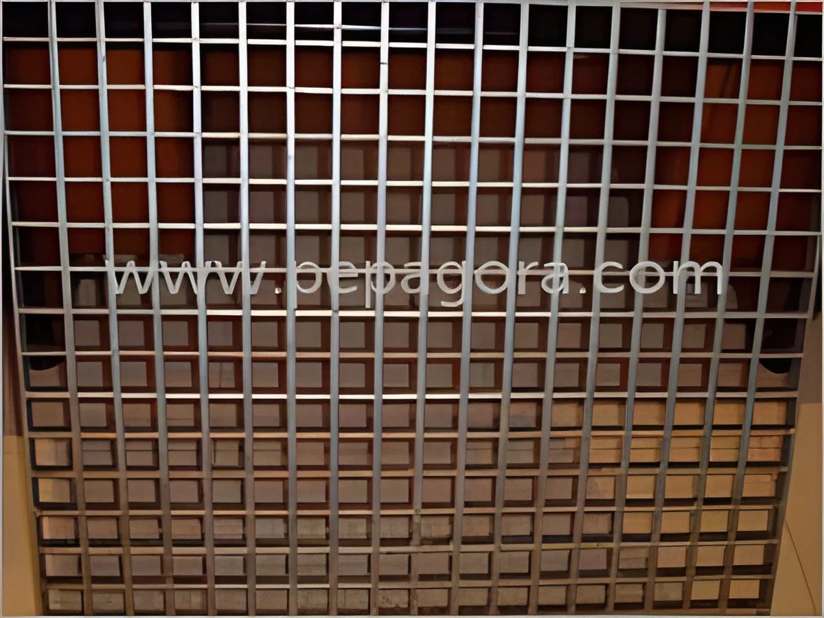 resizeImages/MjM2MDQ=/mediabank/images/products/PlainGrating1000179153_23604.webp