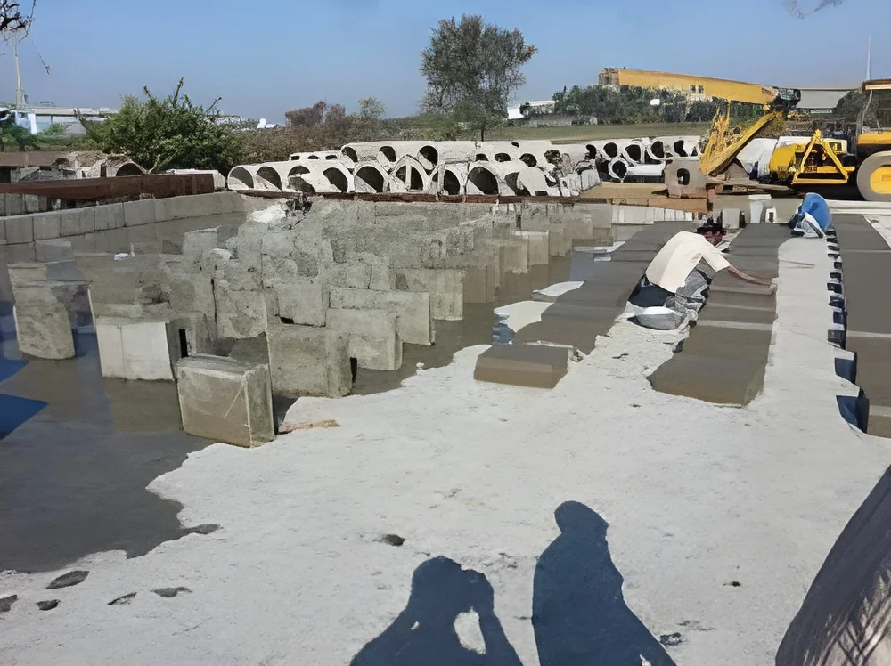 resizeImages/MjMzNTk=/mediabank/images/products/ConstructionStone506541314_23359.webp