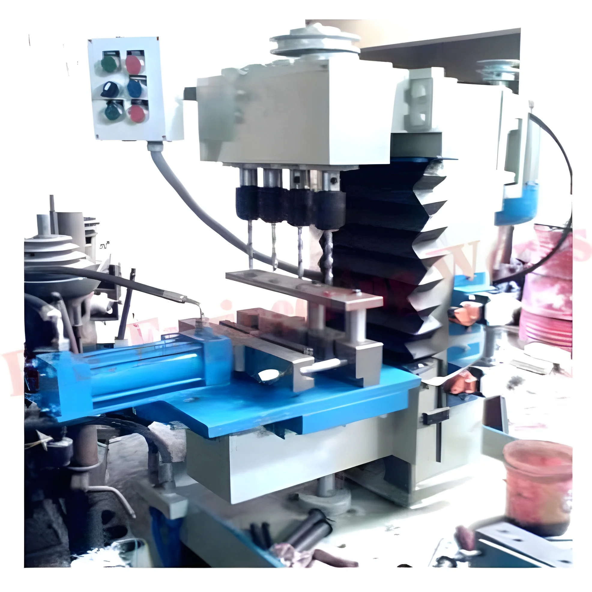 resizeImages/MjQ1Mw==/mediabank/images/products/DrillMachine194523028_2453.webp