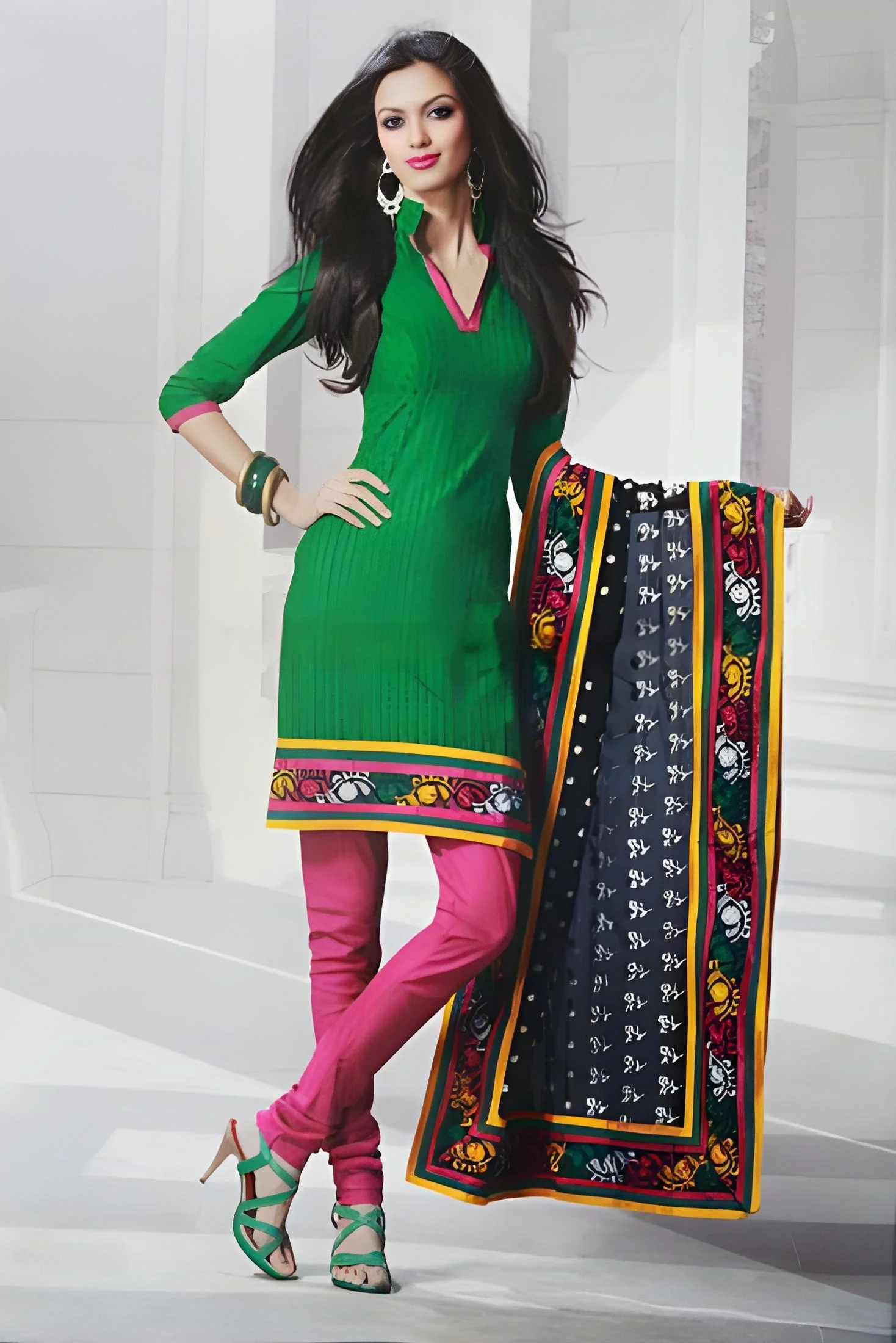 resizeImages/MjQ1Njk=/mediabank/images/products/Kurtis2012579866_24569.webp