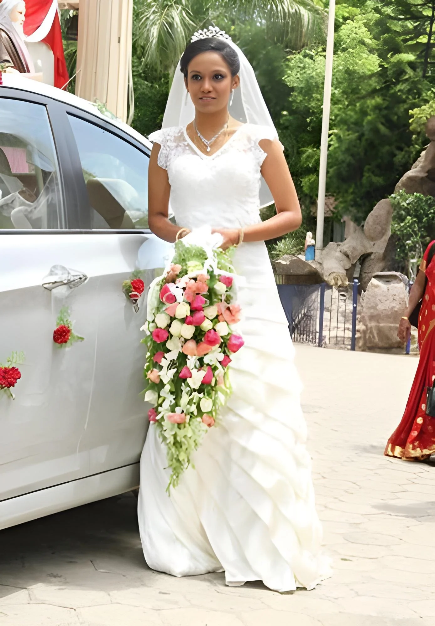 resizeImages/MjQ1Njk=/mediabank/images/products/WeddingGown1362619888_24569.webp