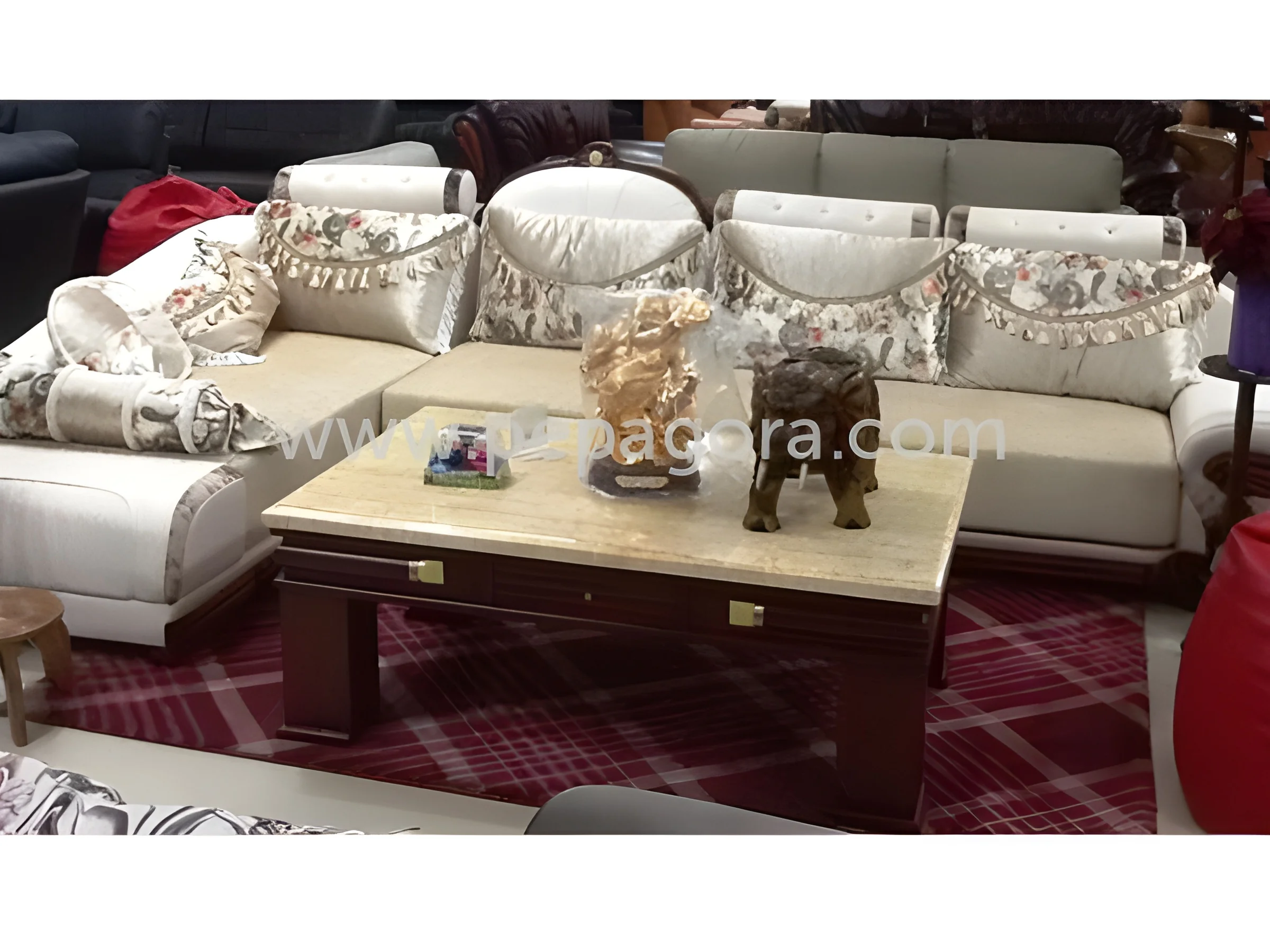 resizeImages/MjY0NDg=/mediabank/images/products/FabricSofasFS-21237991808_26448.webp