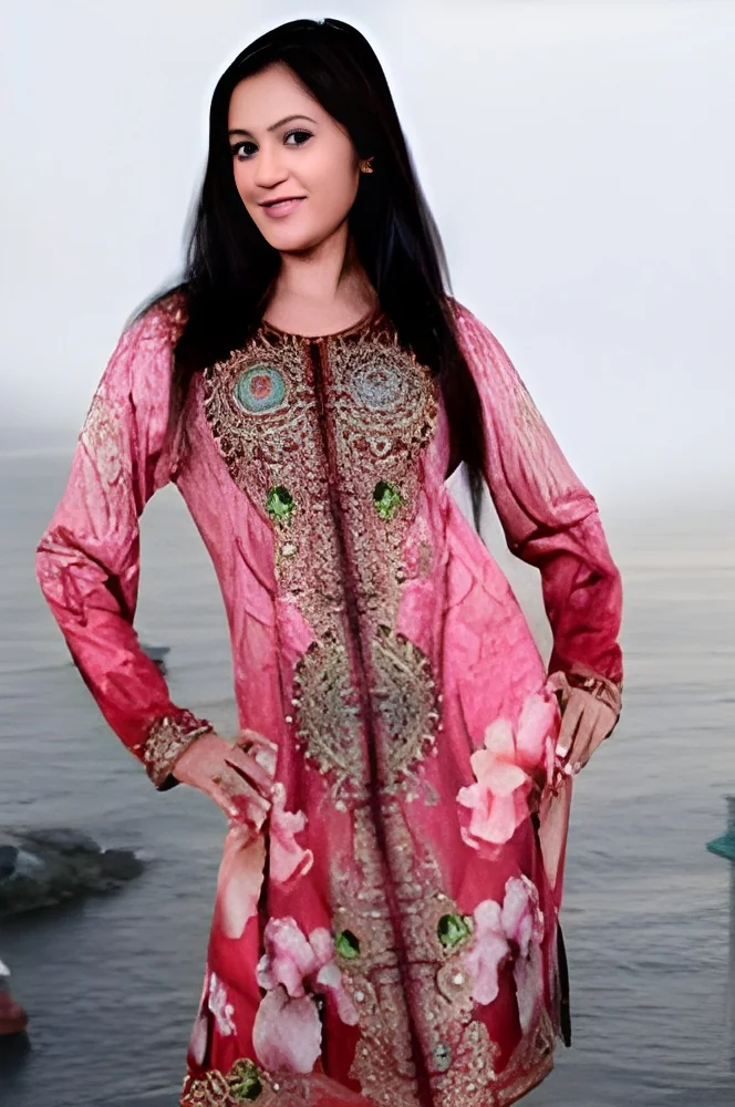 resizeImages/MzA1NA==/mediabank/images/products/DesignerKurtis856282150_3054.webp