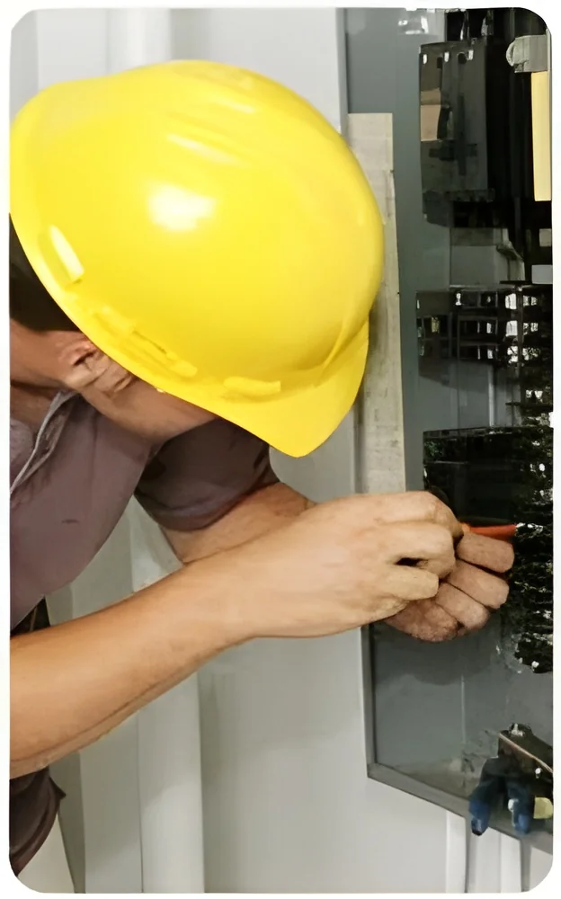 resizeImages/NDE0NA==/mediabank/images/products/electrical-contractor-250x250-2.webp