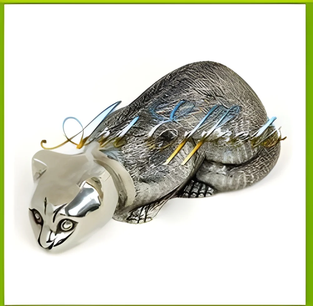 resizeImages/NDk0Mw==/mediabank/images/products/CrouchingCatUrn84836907_4943.webp