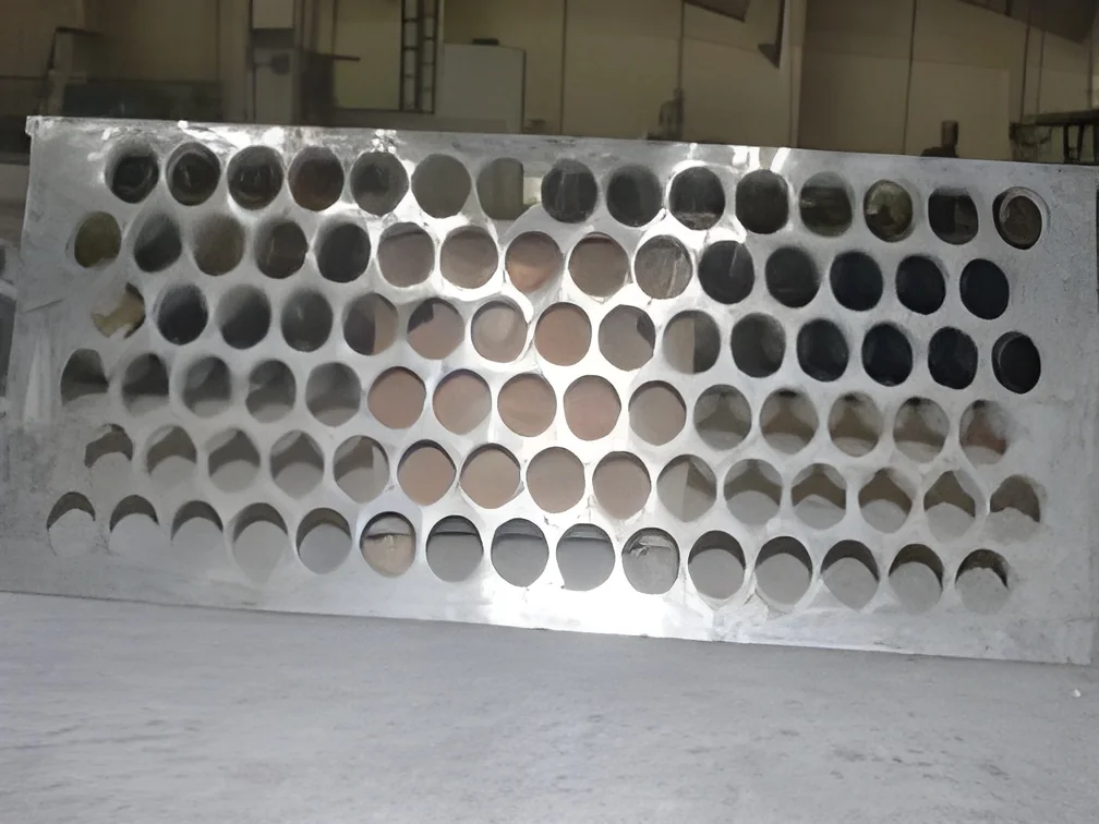 resizeImages/OTE3MjM=/mediabank/images/products/IndustrialTubeSupportsHangersStainlessSteelAlloyFittings1046804333_91723.webp